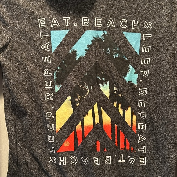 3/$5🌷 Old Navy Youth Large Pullover - Picture 2 of 6